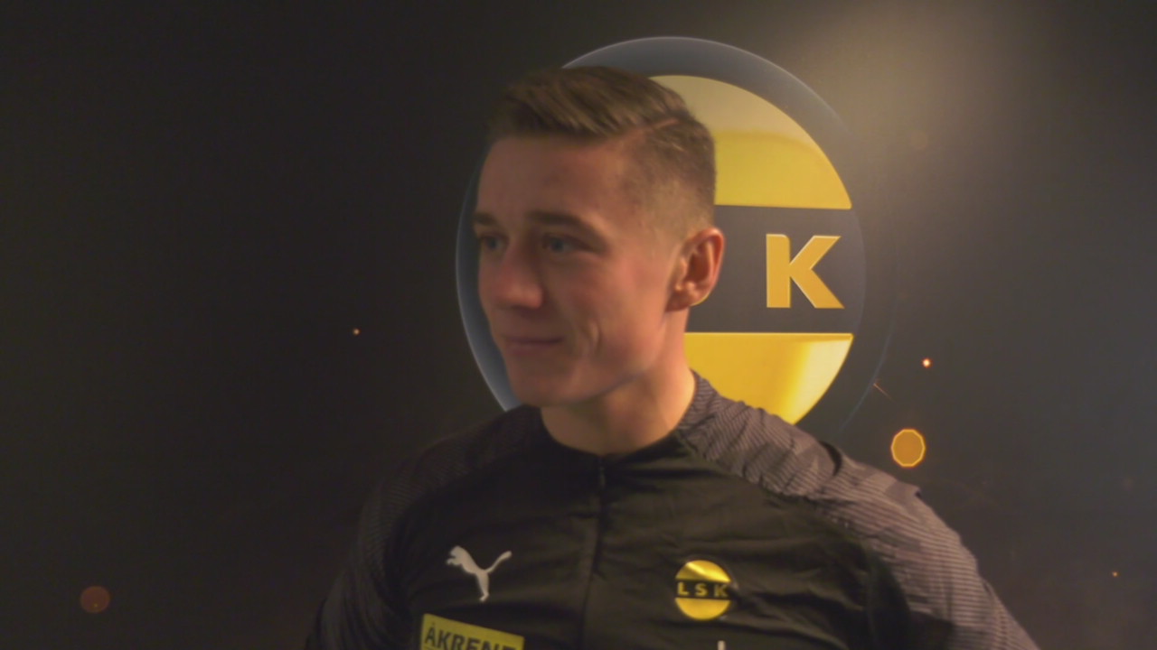 Krogstad tok en prat med dommer Tore Hansen